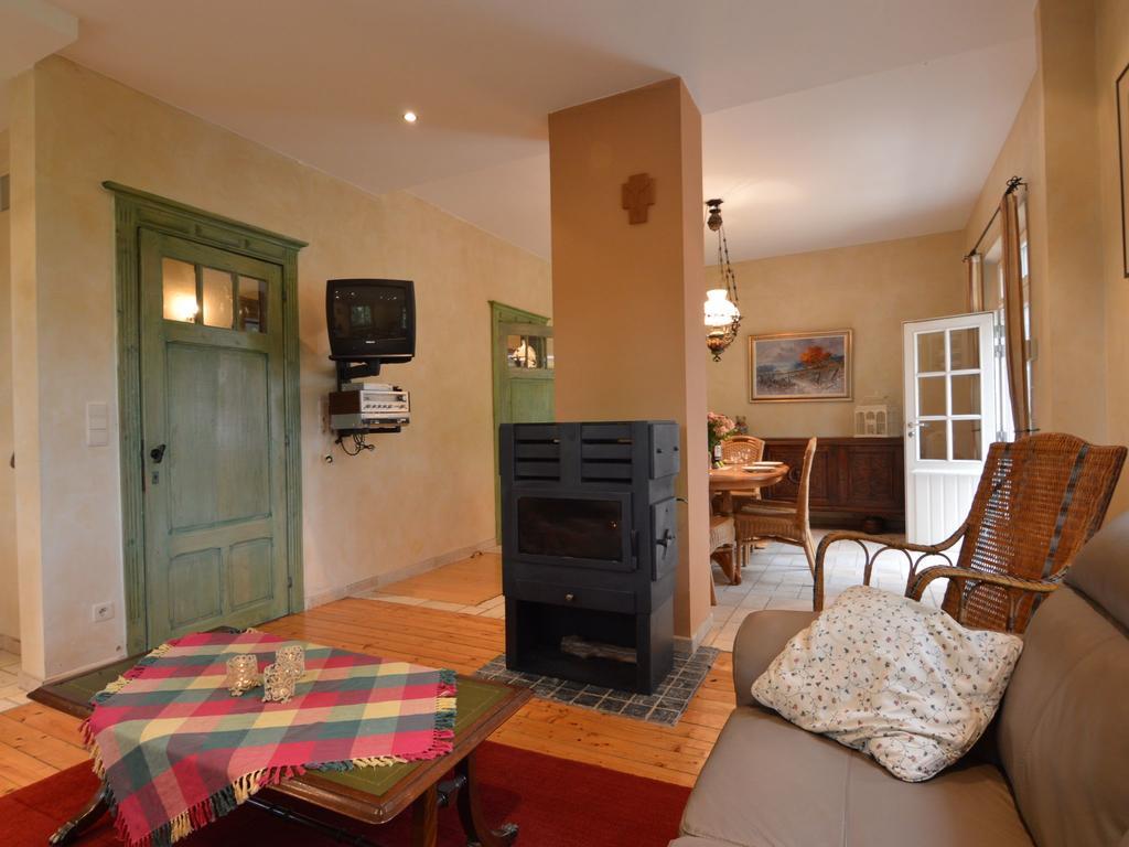 Furnished Bungalow In Monceau En Ardenne With Garden Barbecue Oizy Oda fotoğraf