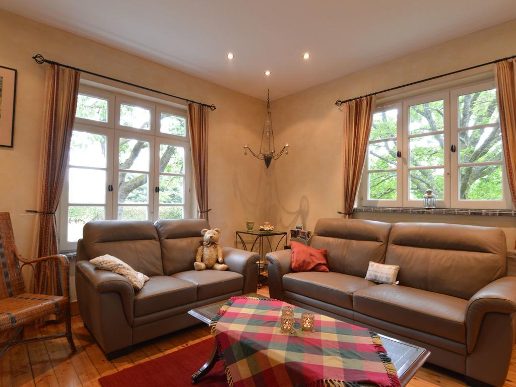 Furnished Bungalow In Monceau En Ardenne With Garden Barbecue Oizy Oda fotoğraf