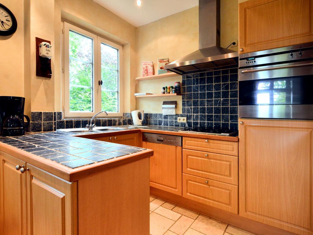 Furnished Bungalow In Monceau En Ardenne With Garden Barbecue Oizy Dış mekan fotoğraf